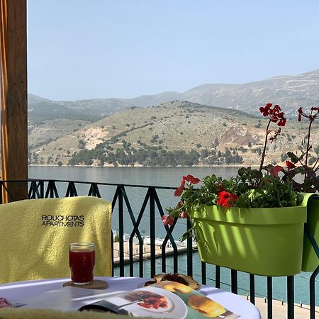 Rouchotas Apartments Аргостолион Екстериор снимка