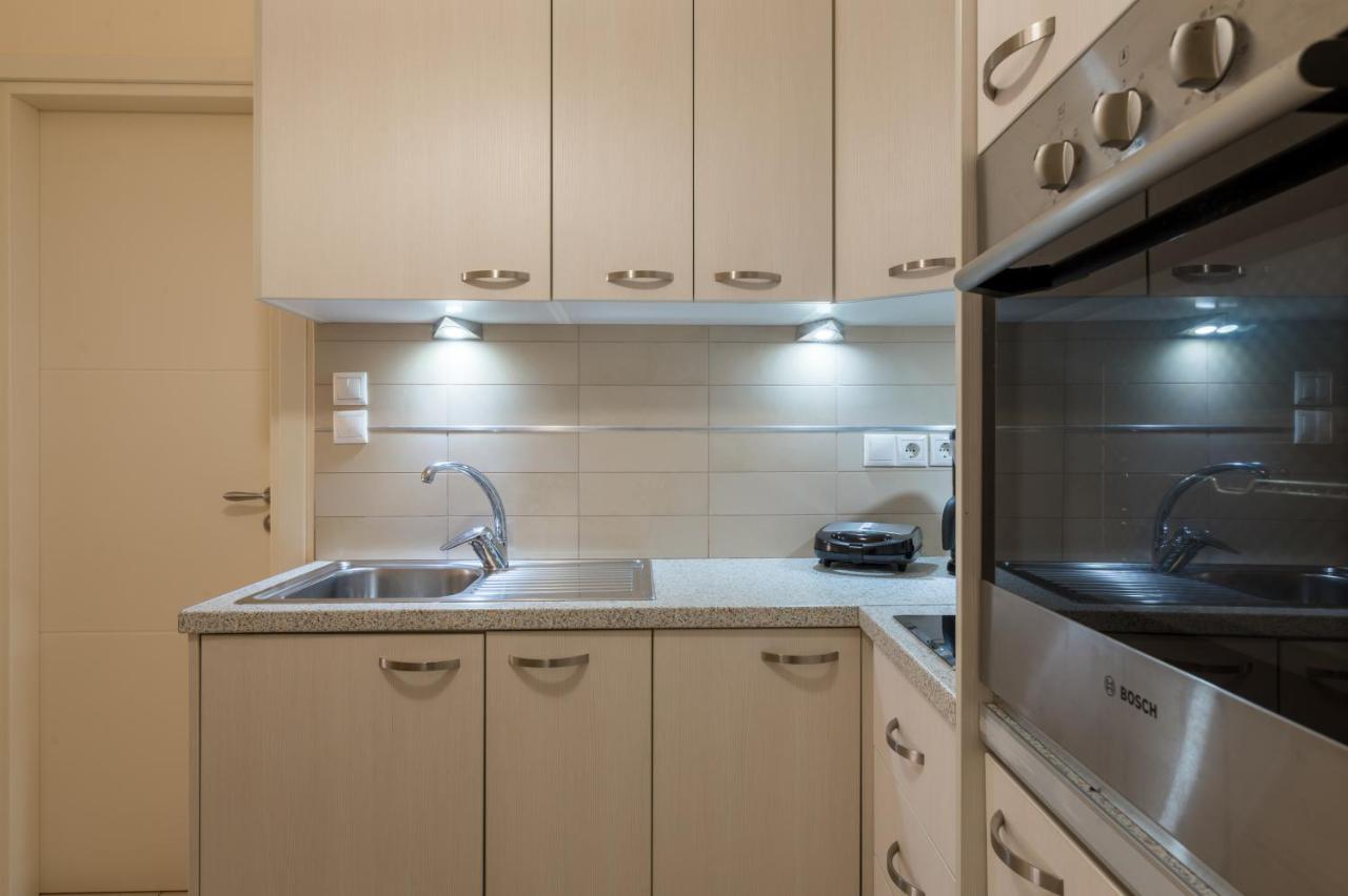 Rouchotas Apartments Аргостолион Екстериор снимка