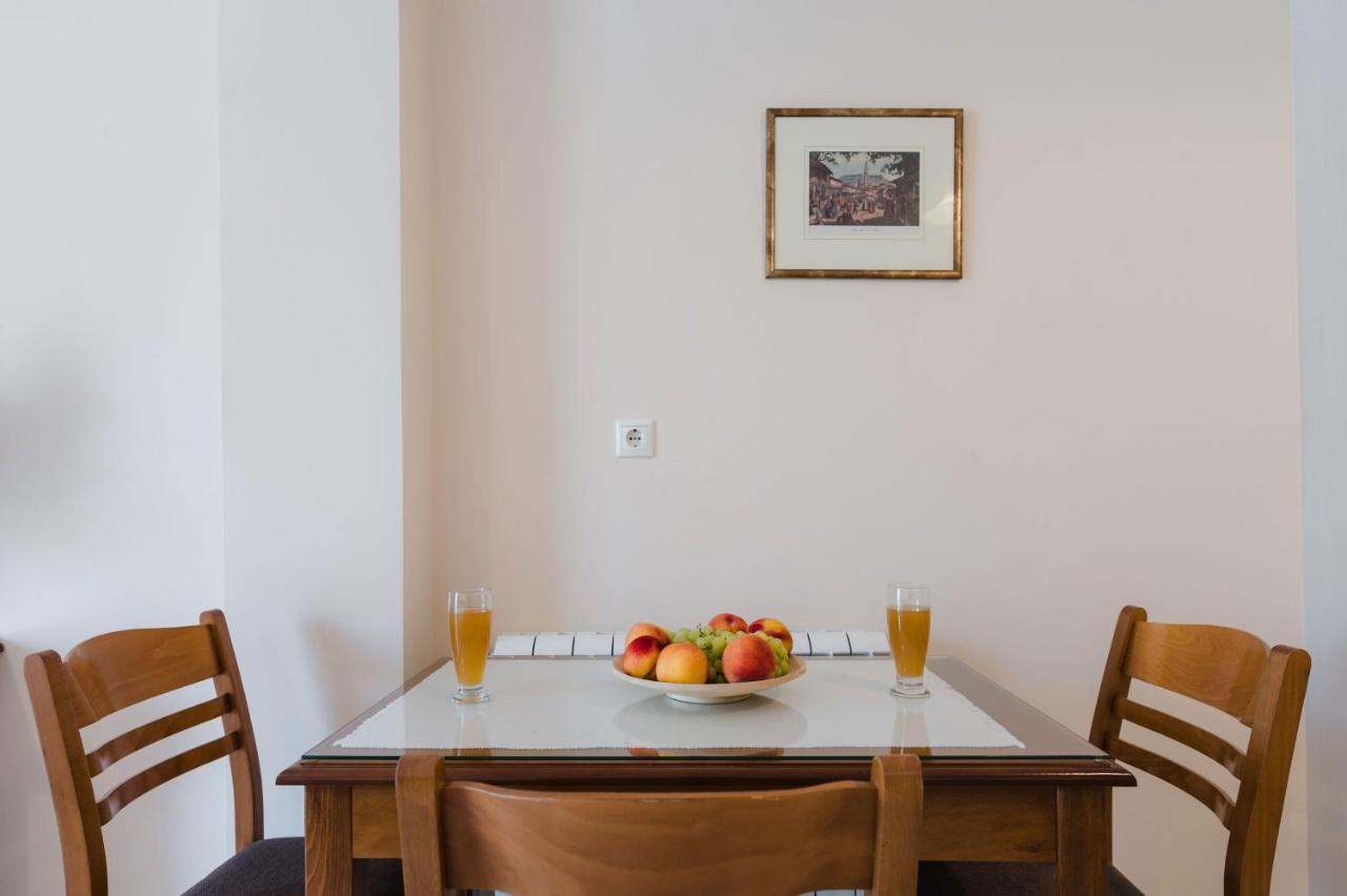 Rouchotas Apartments Аргостолион Екстериор снимка
