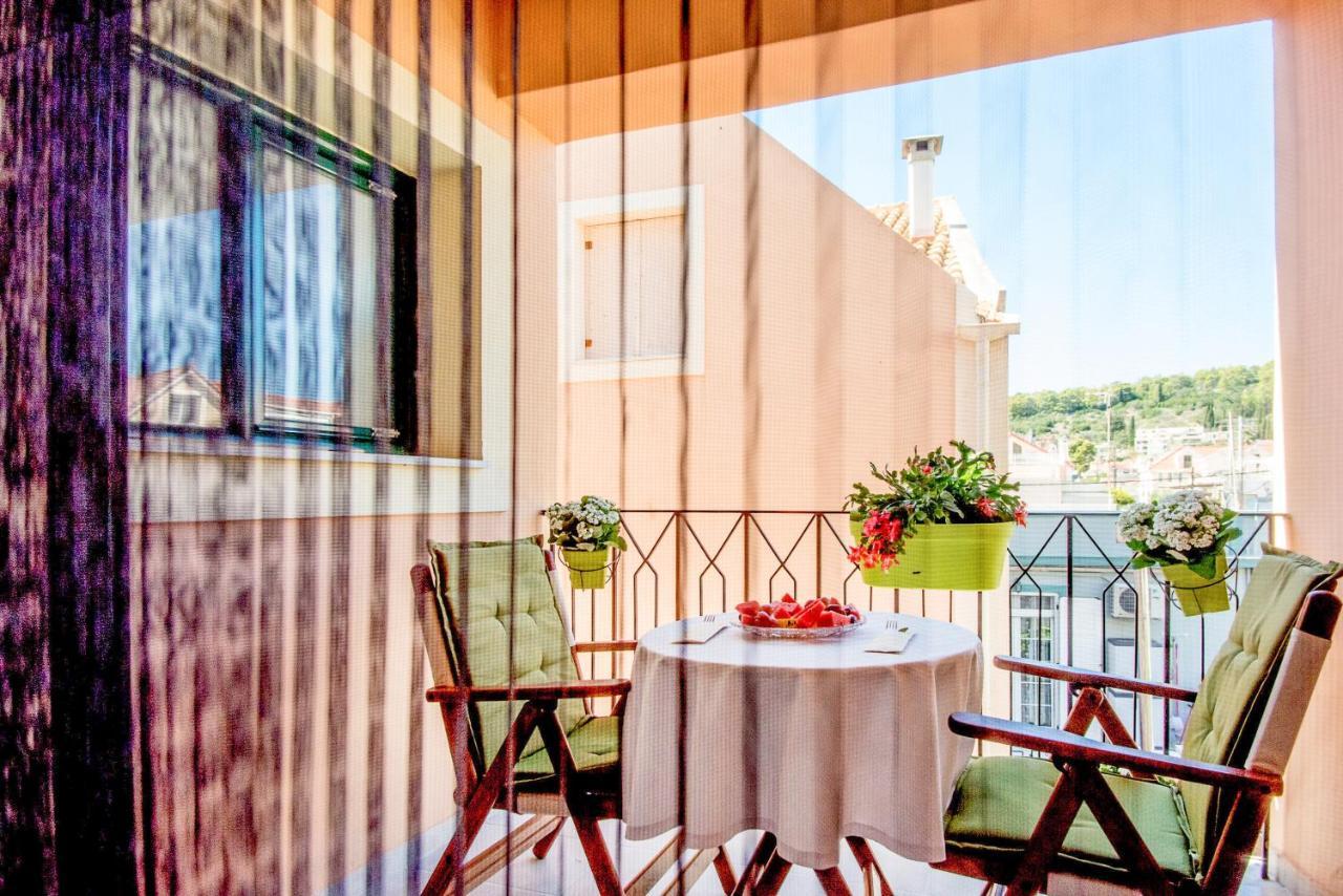 Rouchotas Apartments Аргостолион Екстериор снимка