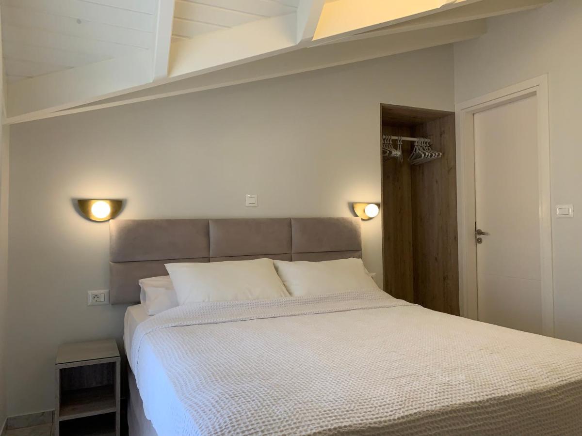 Rouchotas Apartments Аргостолион Екстериор снимка